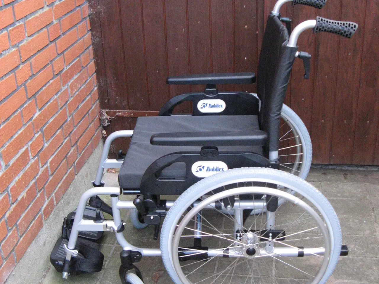 Billede 3 - Letvægts Kørestol Som ny