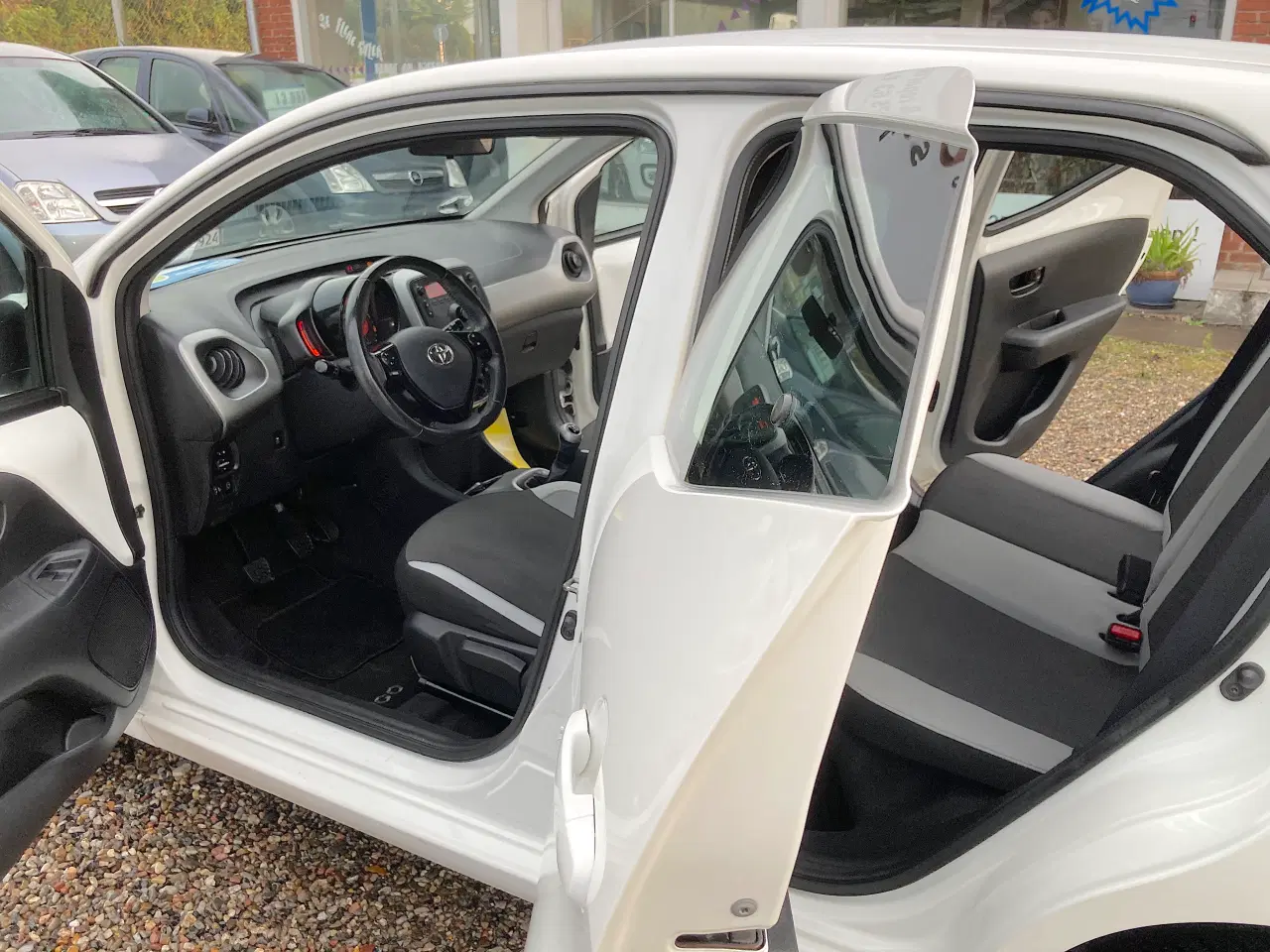 Billede 15 - Toyota AygoX Change 1.0 Vvt-i Nysyn 