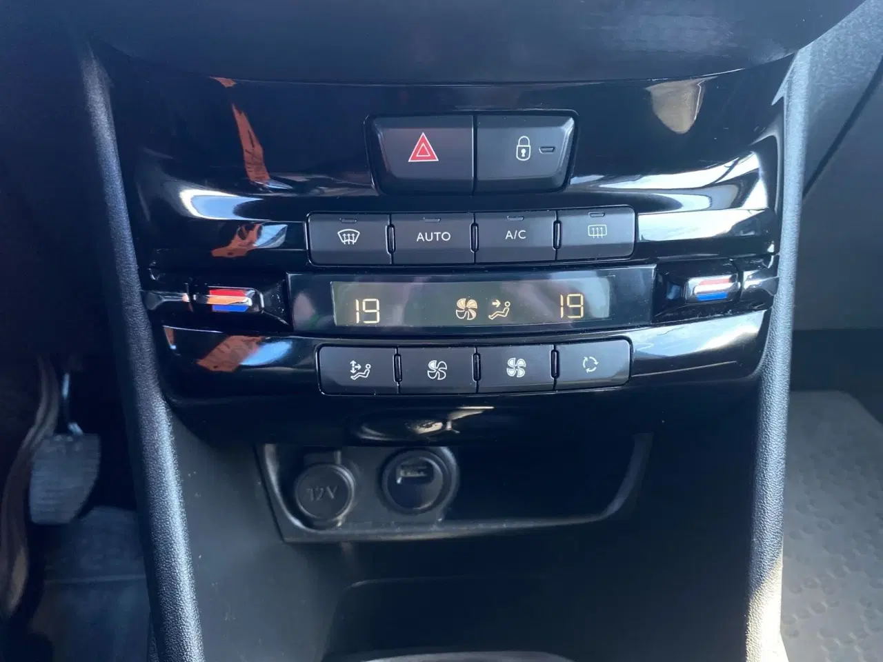 Billede 15 - Peugeot 208 1,5 BlueHDi Prestige 100HK 5d