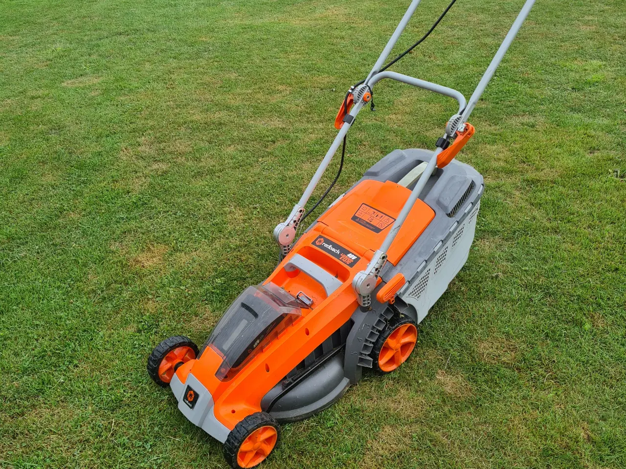 Billede 2 - Redback batteri plæneklipper 