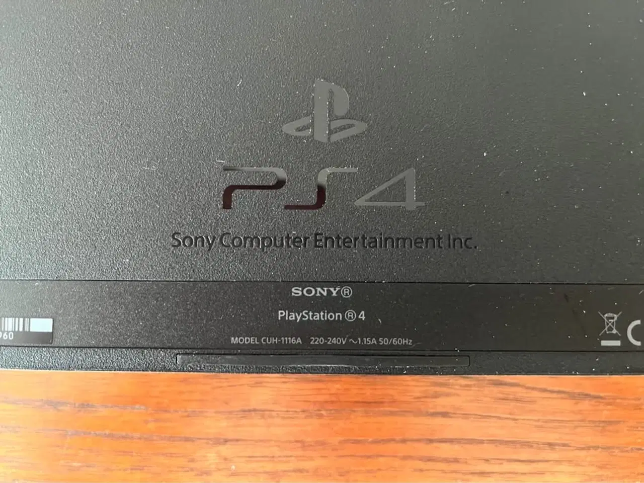 Billede 2 - Playstation 4 Med 2 Controllere & 12 Spil