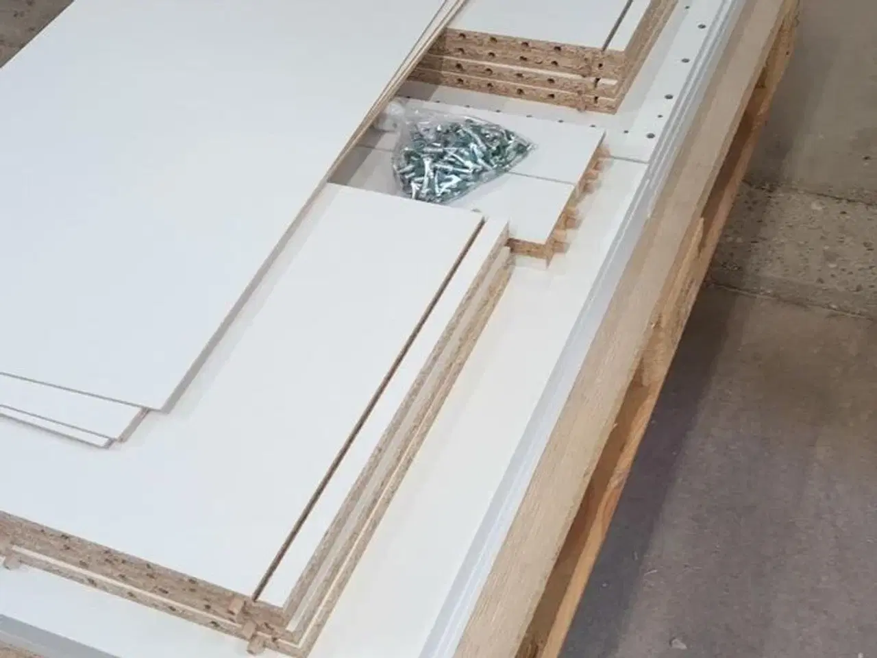 Billede 6 - 4 stk. usamlet underskabe H: 70,4 x B: 40 x D: 58,1.