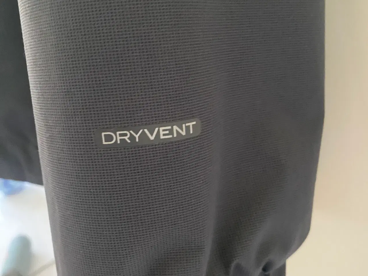 Billede 3 - Pæn varm north Face jakke