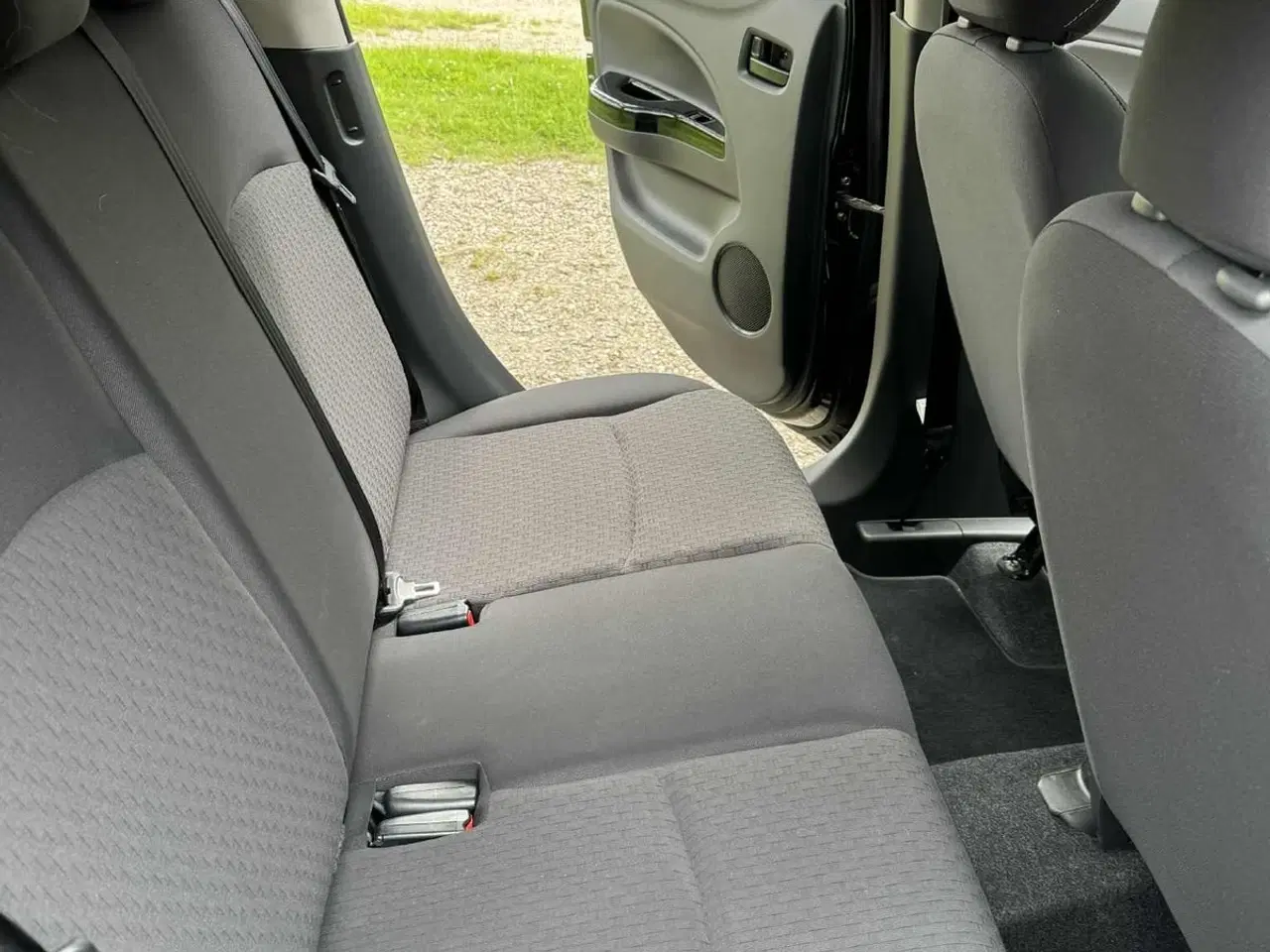 Billede 12 - Mitsubishi Space Star 1,2 Inlead