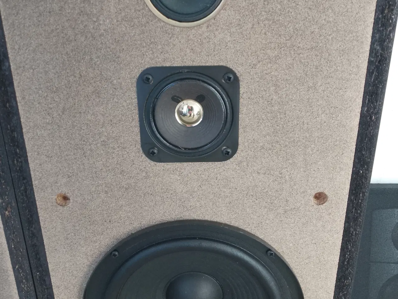 Billede 3 - 2 stk sony højttalere som spiller godt
