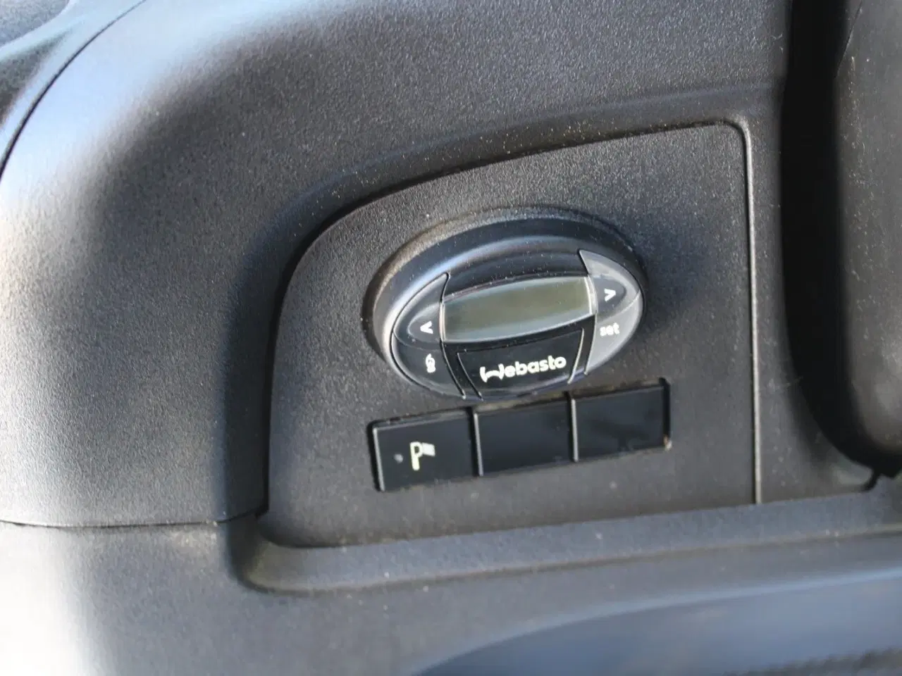 Billede 6 - Iveco Daily 3,0 35S18 Mandskabsvogn m/lad