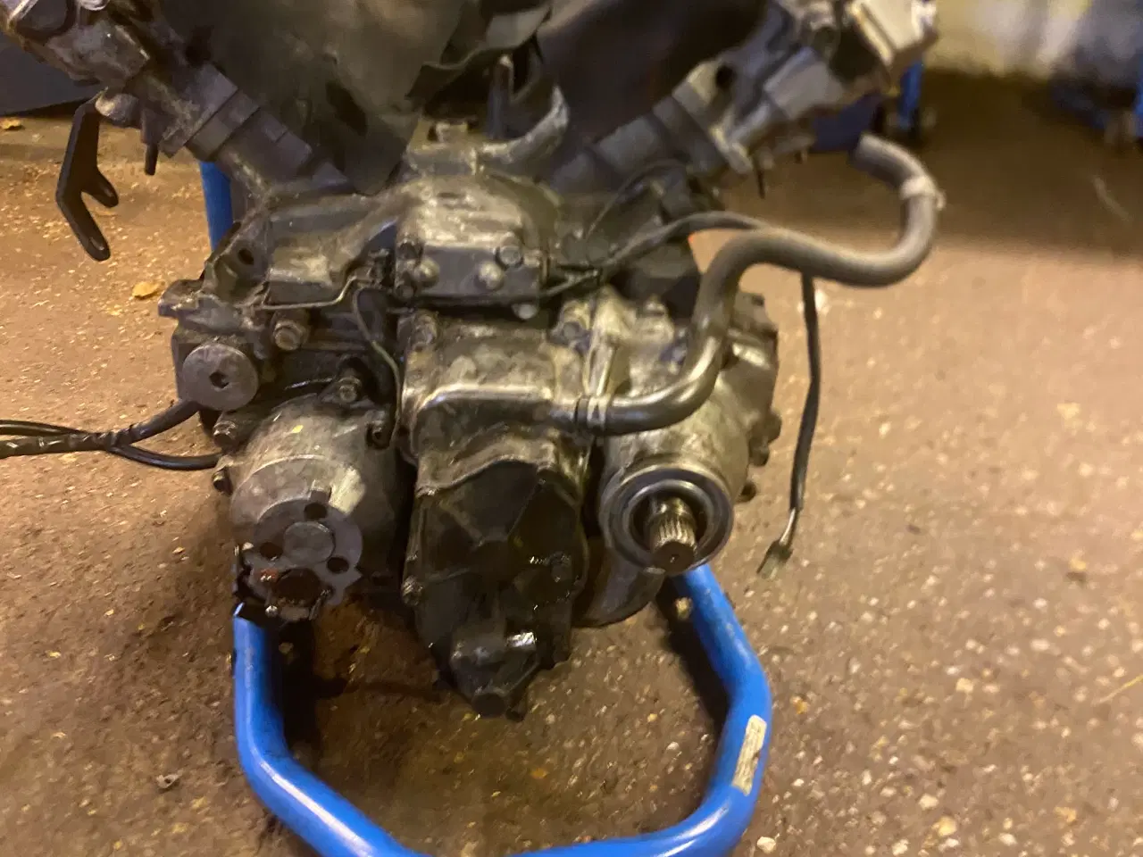 Billede 3 - Komplet motor til Honda ST1100 