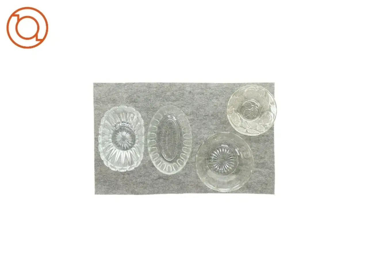 Billede 1 - Skåle i glas og krystal (4 styks) (str. Ø 13 CM)