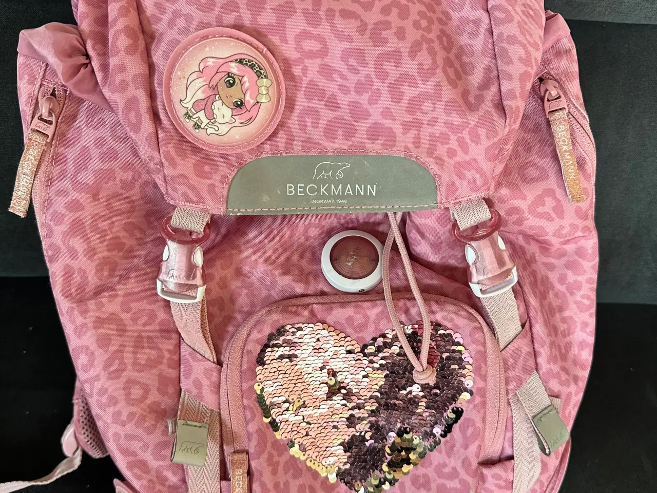 Billede 1 - Sælges Bechmann skole med turtaske. 