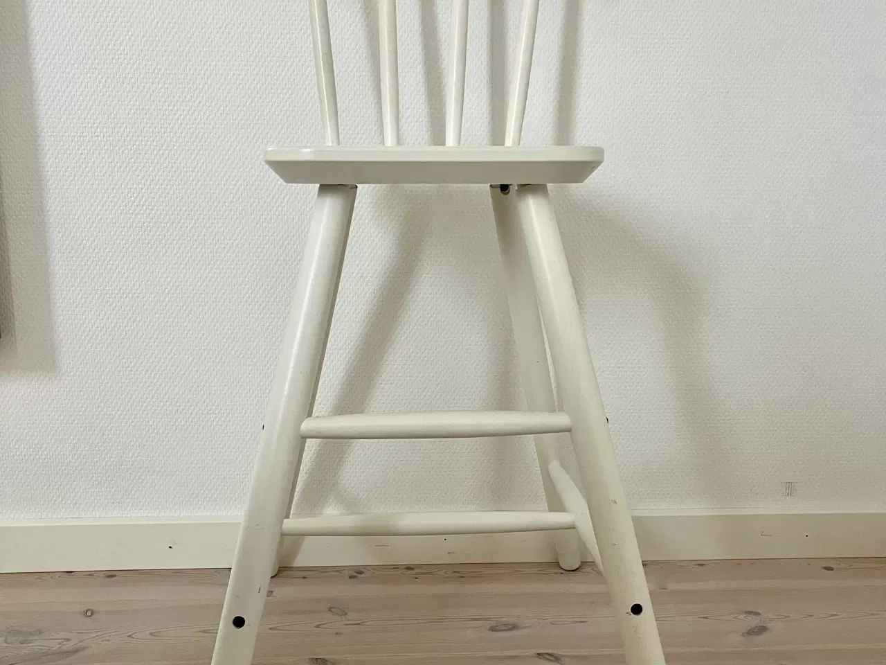 Billede 2 - IKEA AGAM junior stol