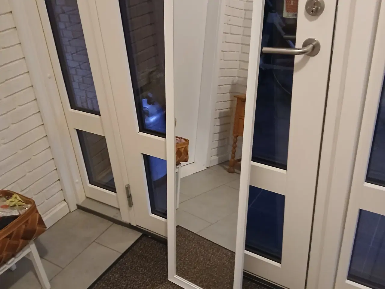 Billede 3 - Spejl med hvid ramme