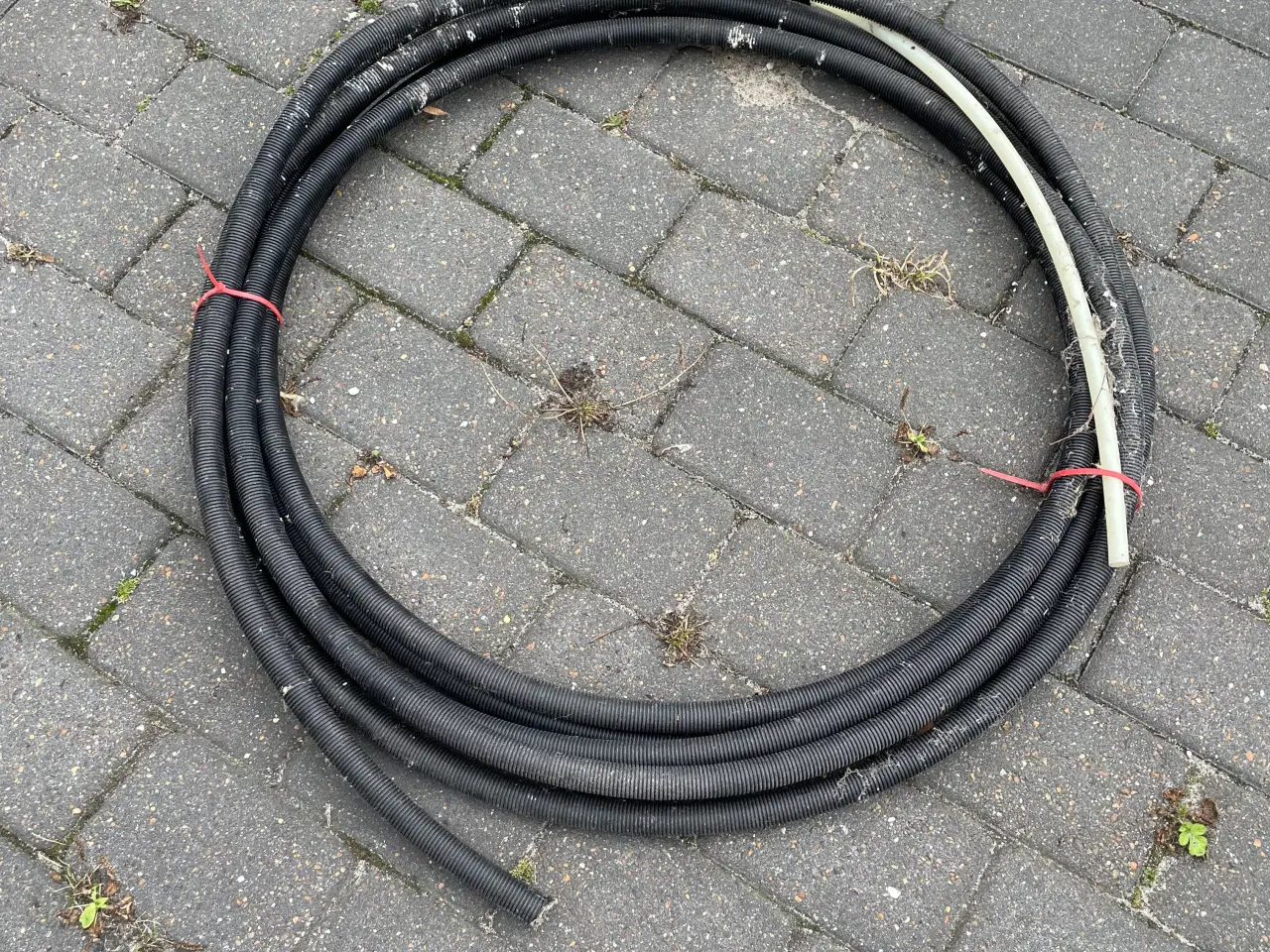 Billede 2 - Univisal pex rør i rø