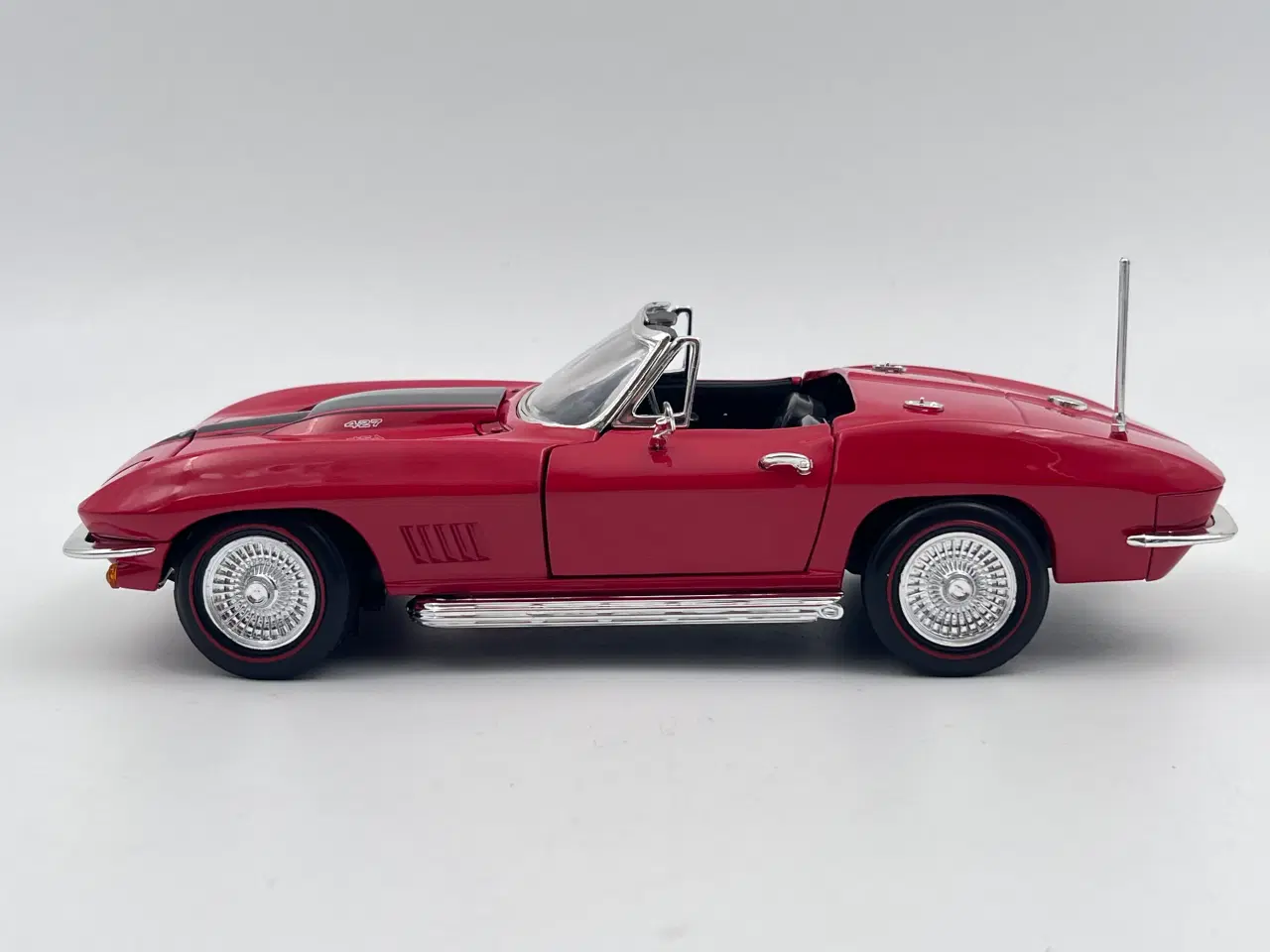 Billede 4 - 1967 Chevrolet Corvette L-71 1:18  Super flot 