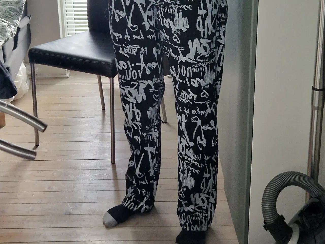 Billede 5 - Mønstrede jeans fra Afrika