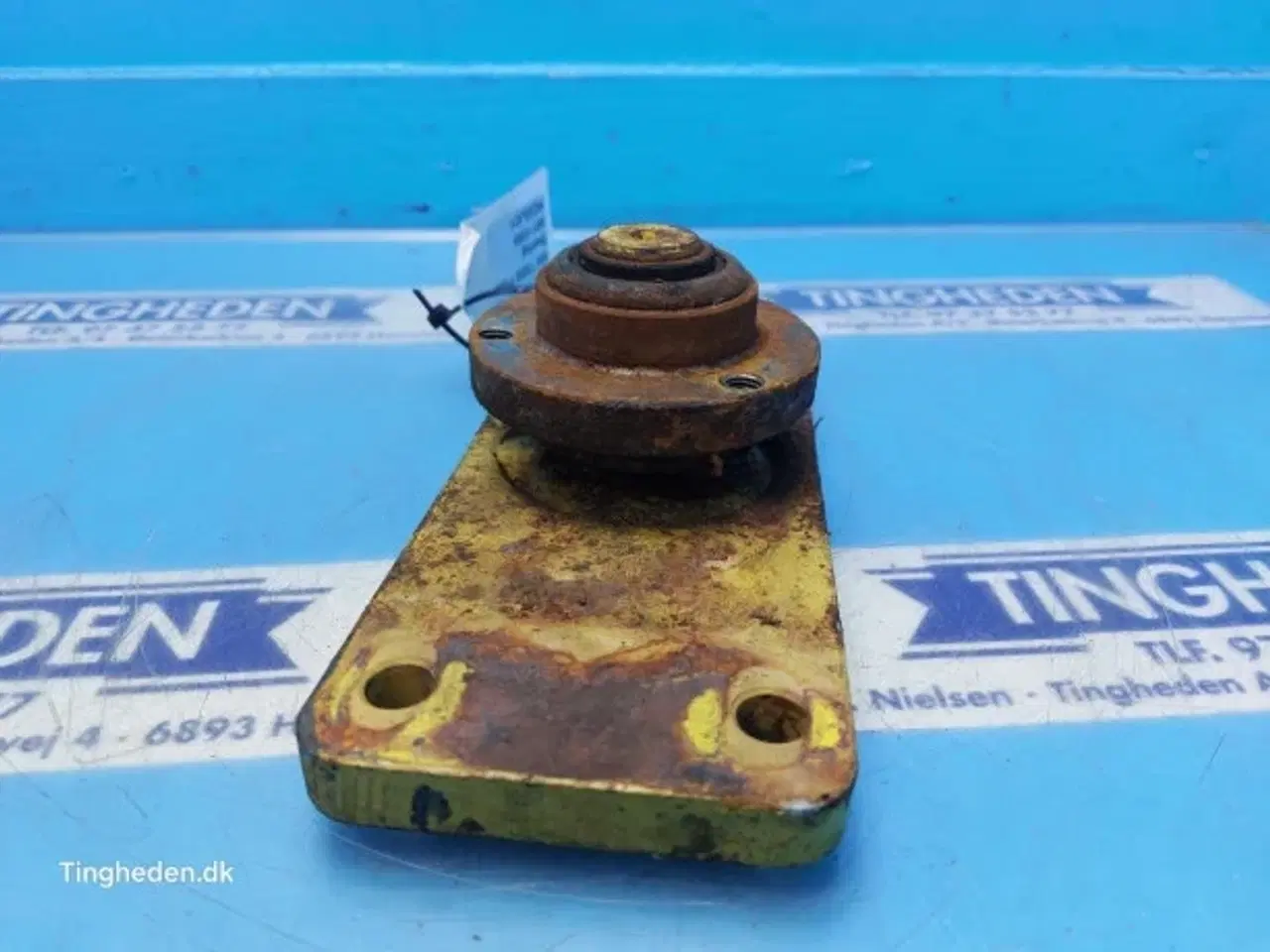 Billede 3 - New Holland TX68 Beslag 9811086