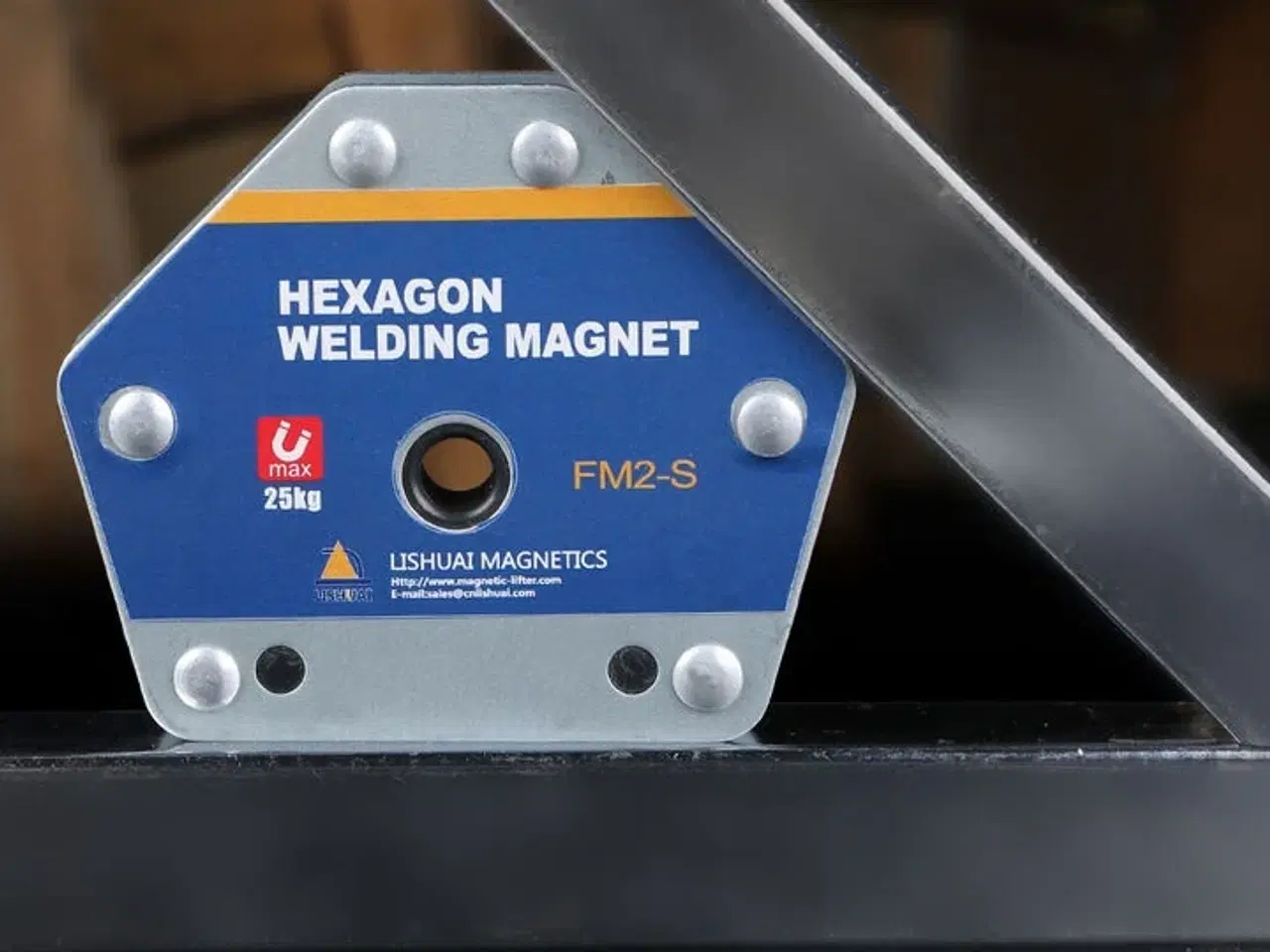 Billede 4 - 5 stk. Hexagon svejsemagnet FM2-S – 25 kg trækkraft (30° / 45° / 60°)