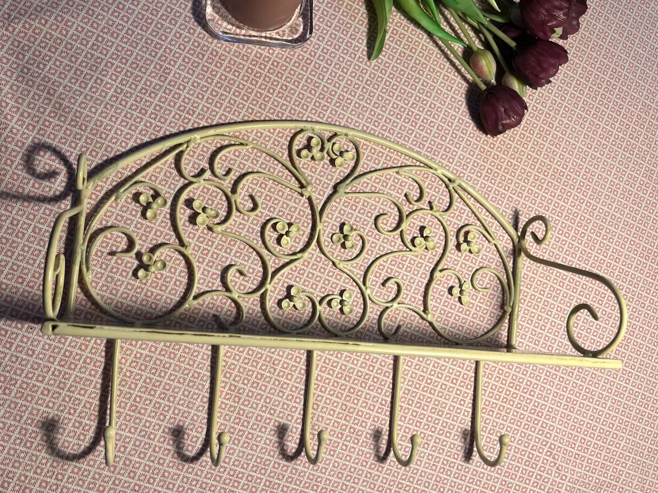 Billede 4 - shabby chic metalhylde / knagerække 