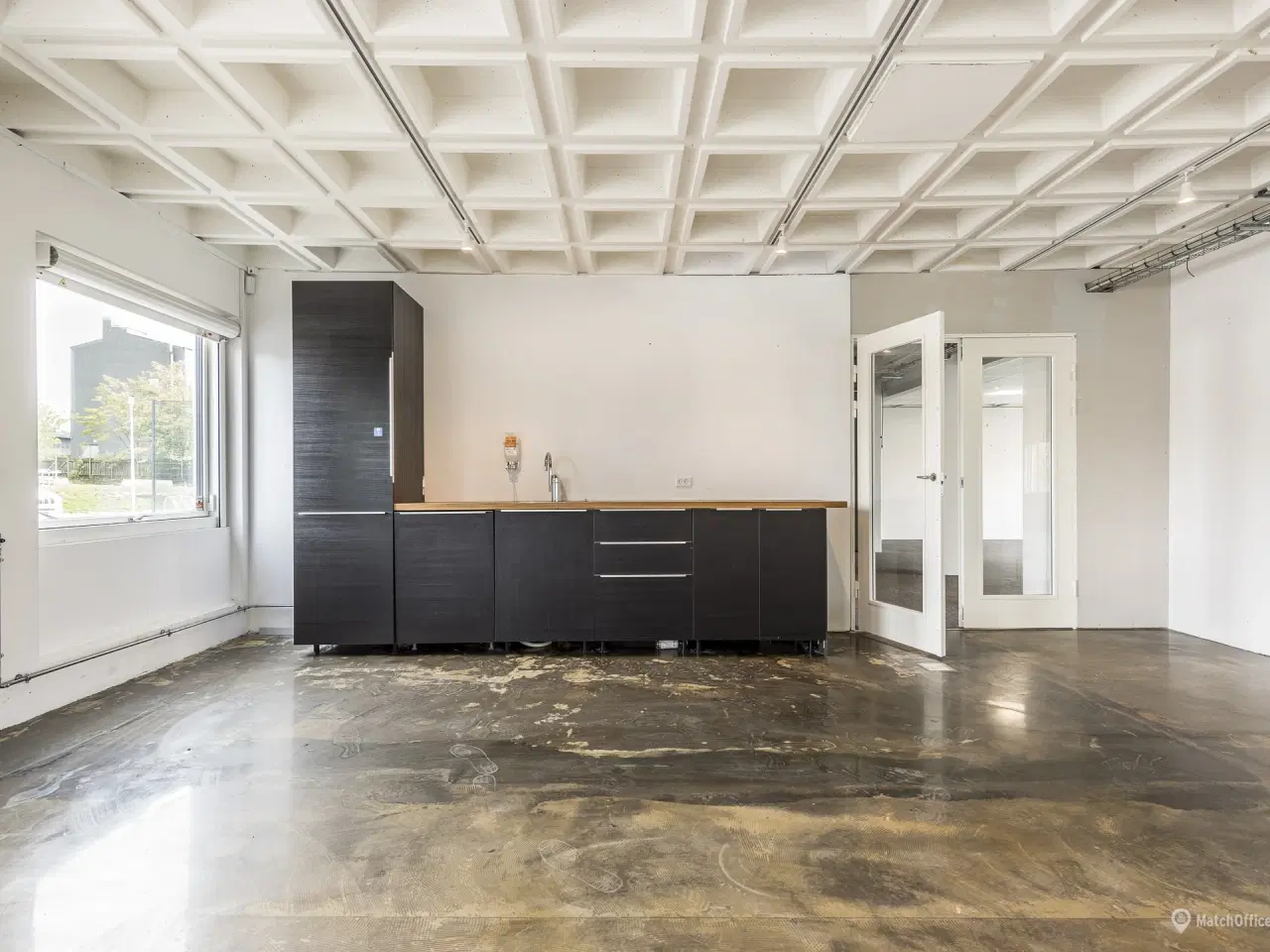 Billede 8 - Erhvervsejendom med gode optimeringsmuligheder og 80 p-pladser