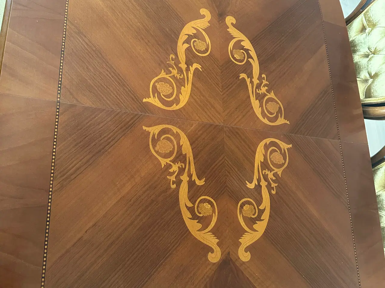 Billede 4 - Borde med 6 stoler