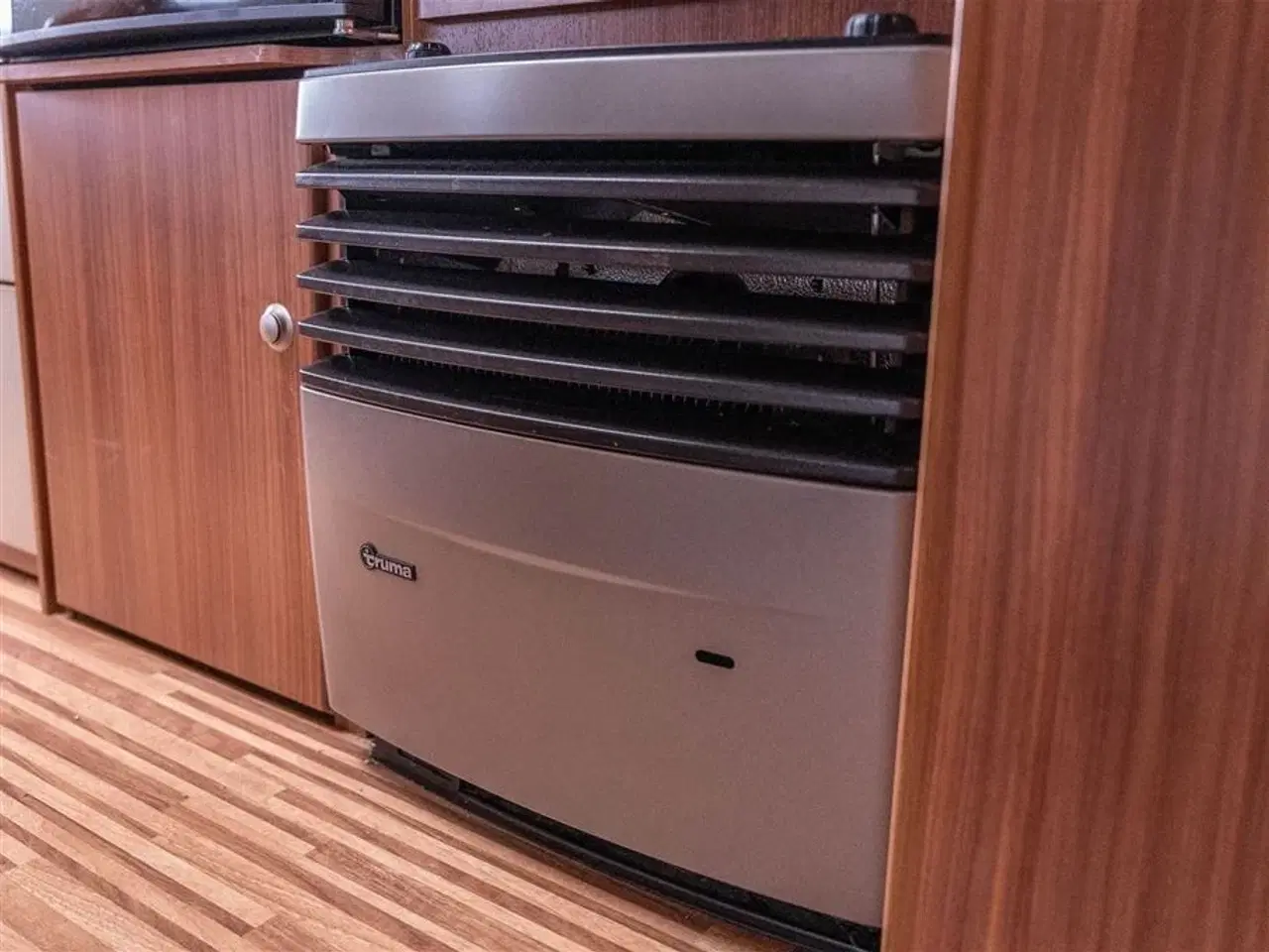 Billede 29 - 2013 - Adria Adora 563 PT   Rigtig fin vogn med køjer og dobbeltseng