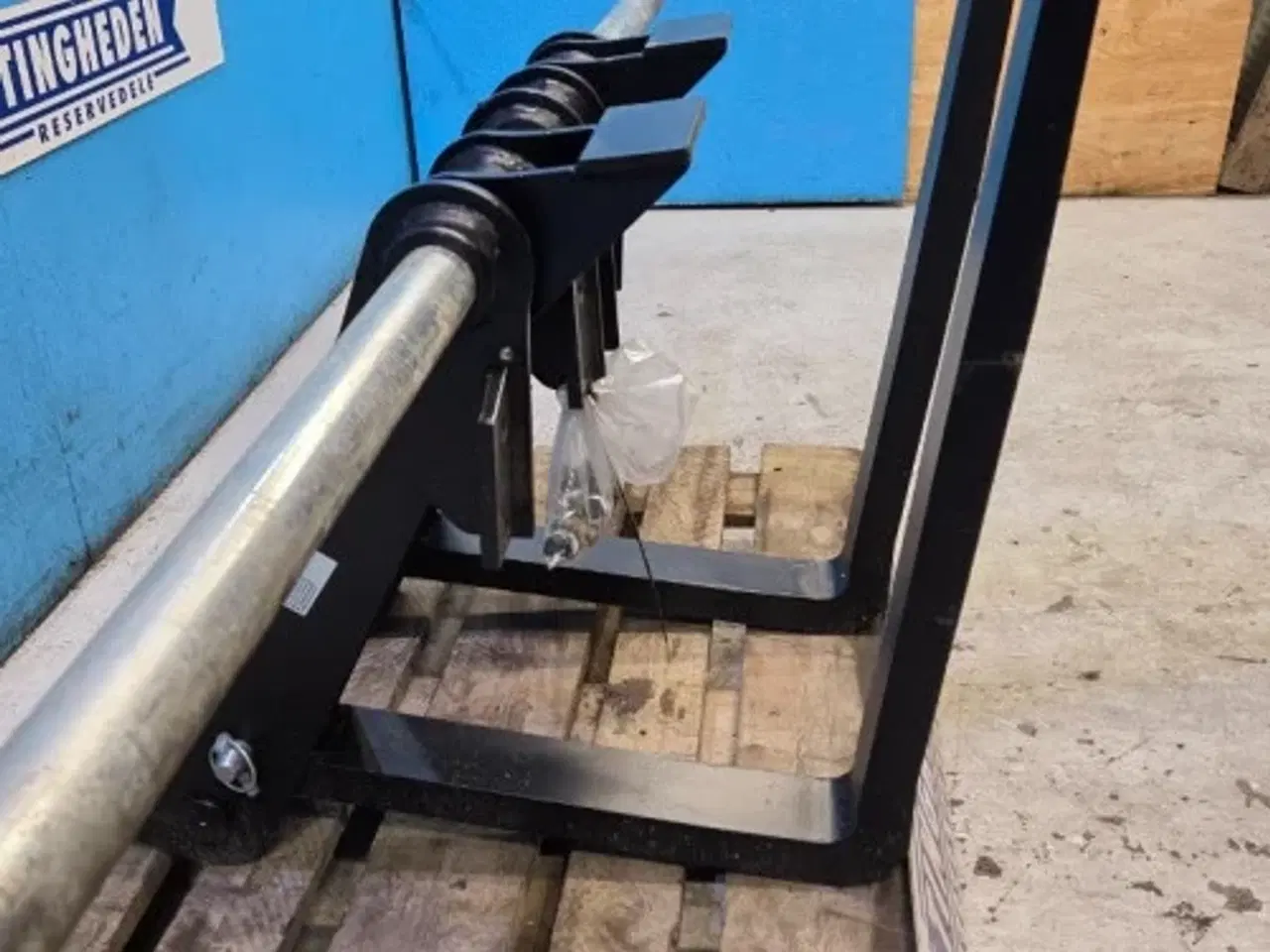 Billede 4 - New Holland B115C Pallegafler Kit 87310367