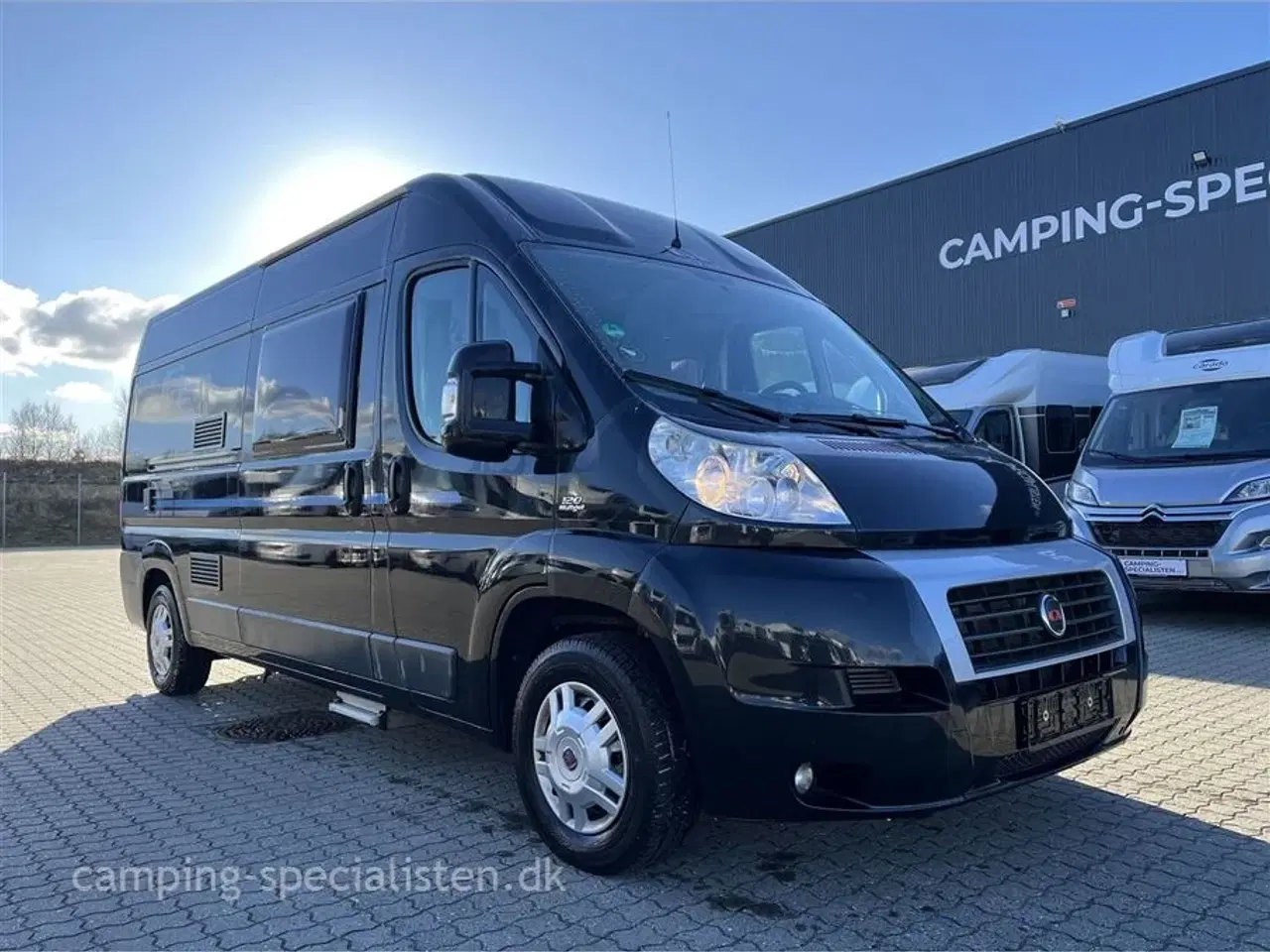 Billede 2 - 2010 - Adria Twin 600   Adria Twin 600 fra 2010 - campervan - kan ses nu hos Camping-Specialisten.dk