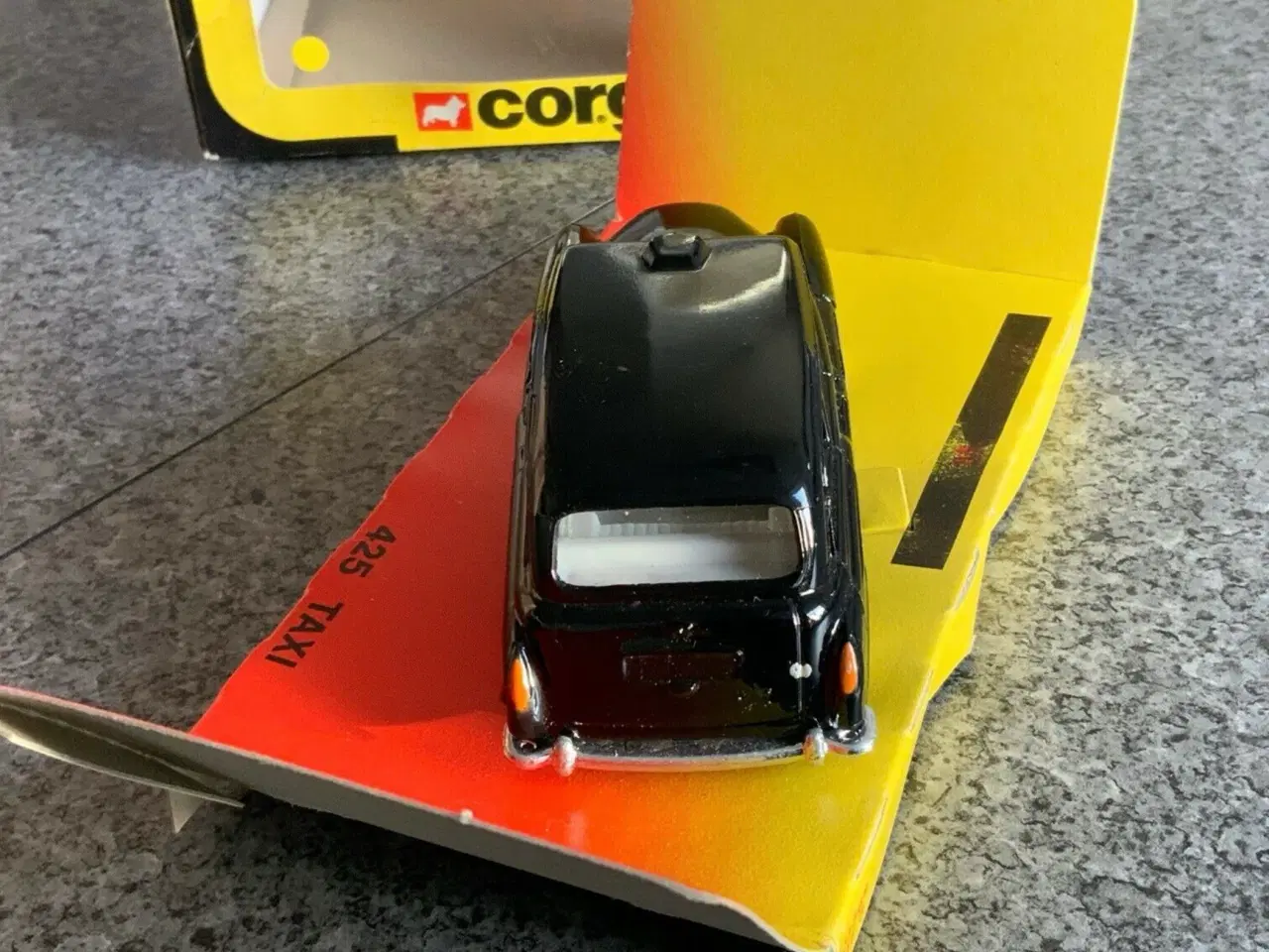 Billede 3 - Corgi Toys No. 425 Taxi, scale 1:36