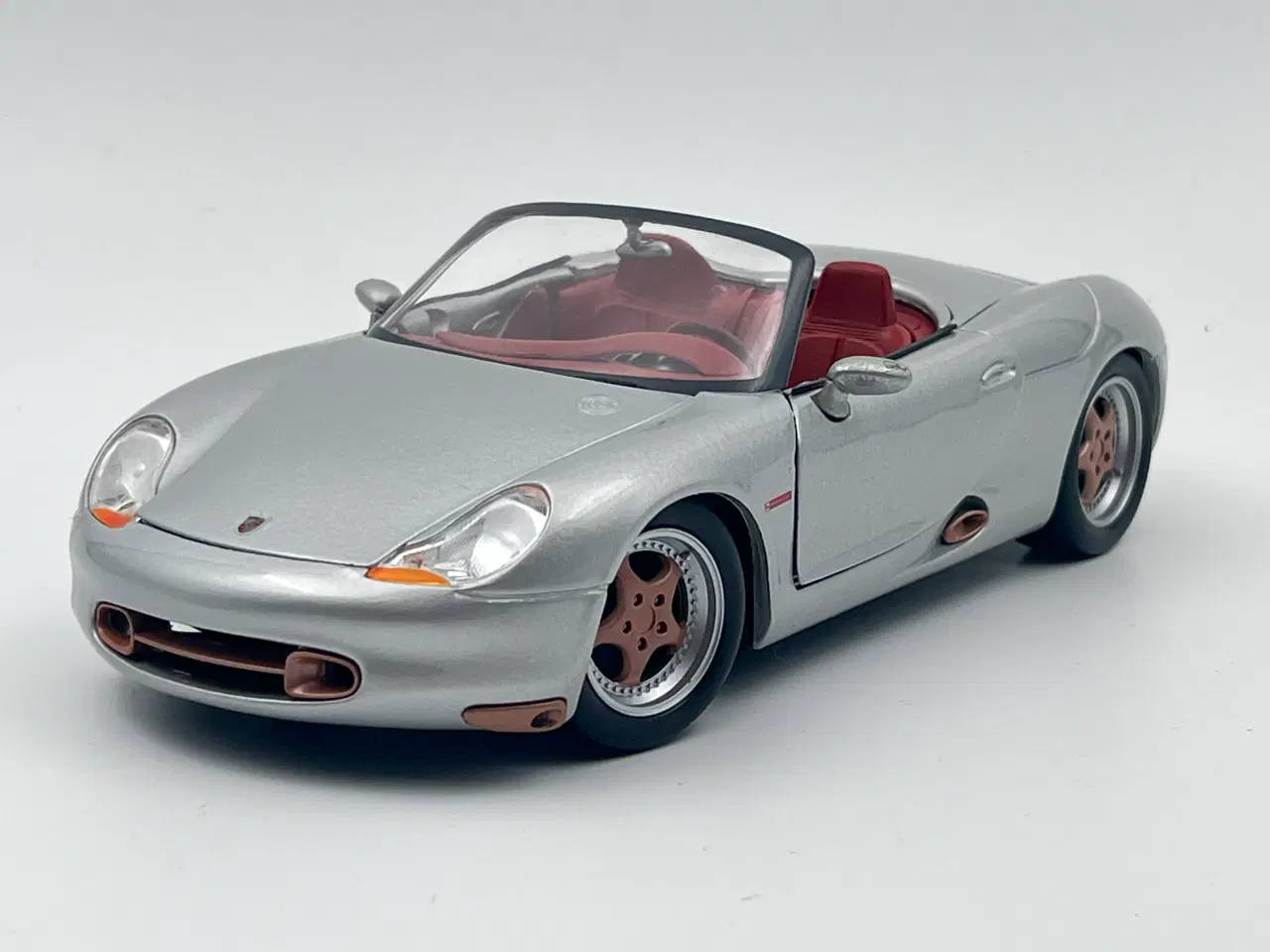 Billede 2 - 1996 Porsche Boxster Cabriolet (986) - 1:18