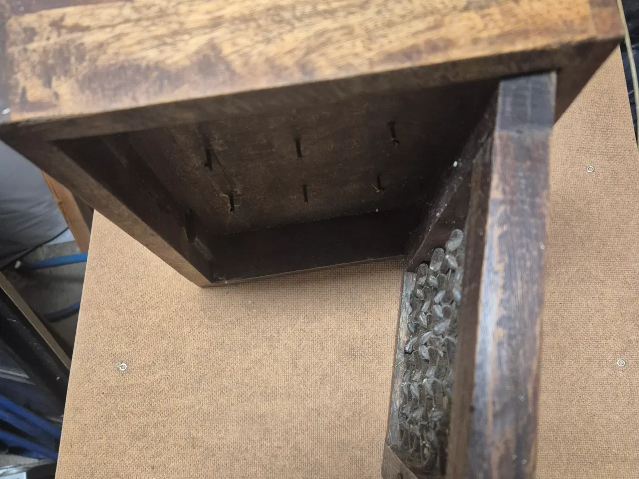 Billede 2 - Rustikt nøgleskab