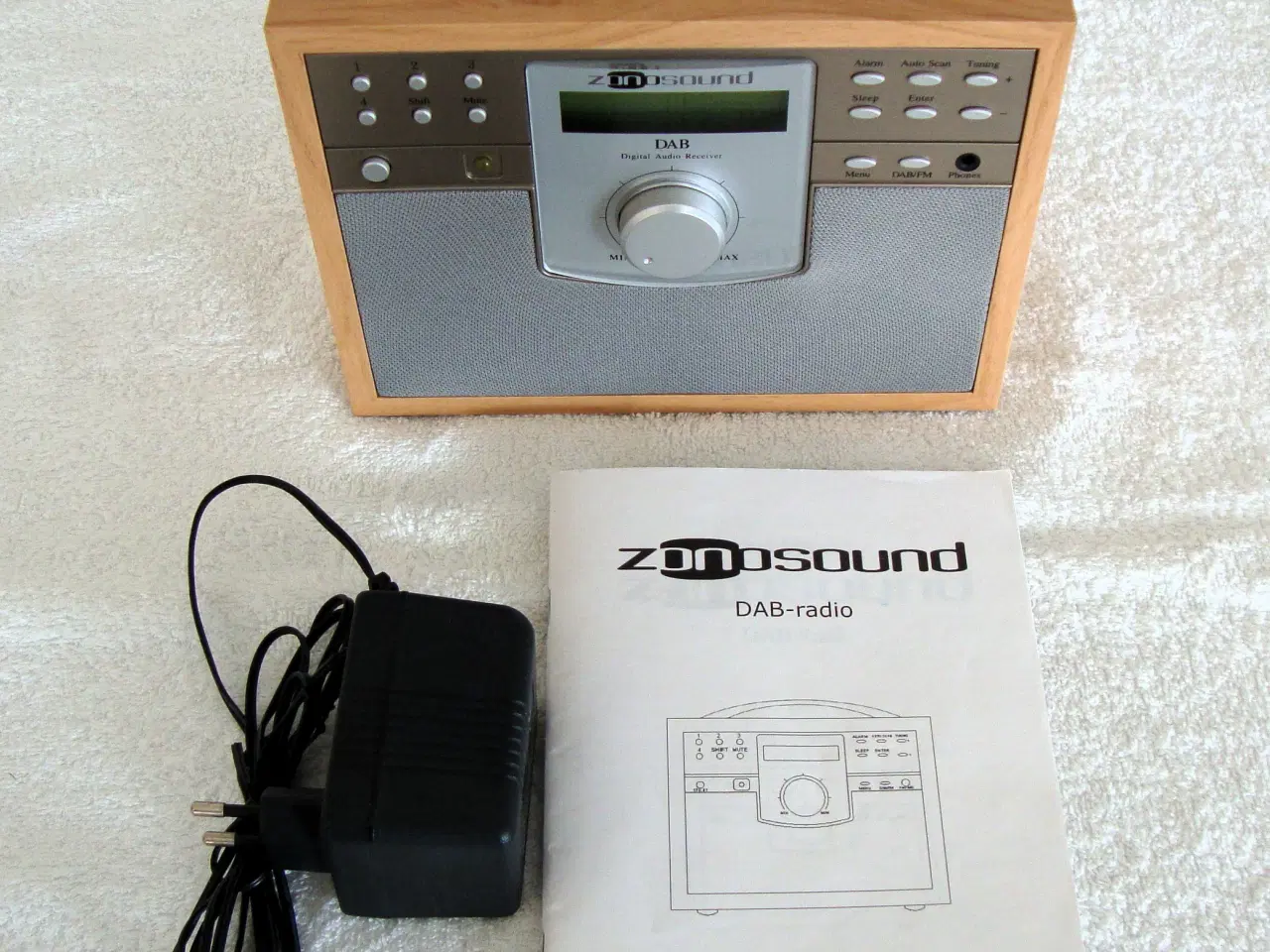 Billede 1 - DAB-radio mrk. Zonosound