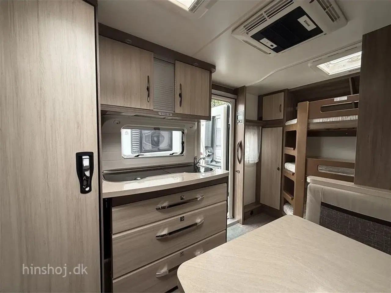 Billede 9 - 2017 - Hobby De Luxe 560 KMFe   Velholdt vogn med godt udstyr fra Hinshøj Caravan