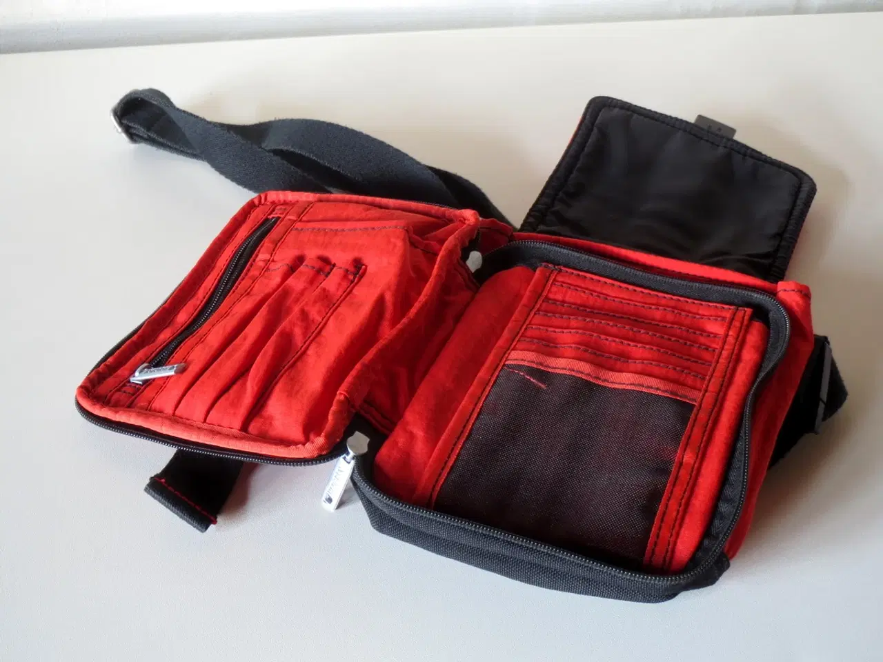 Billede 4 - Hedgren rejsesæt