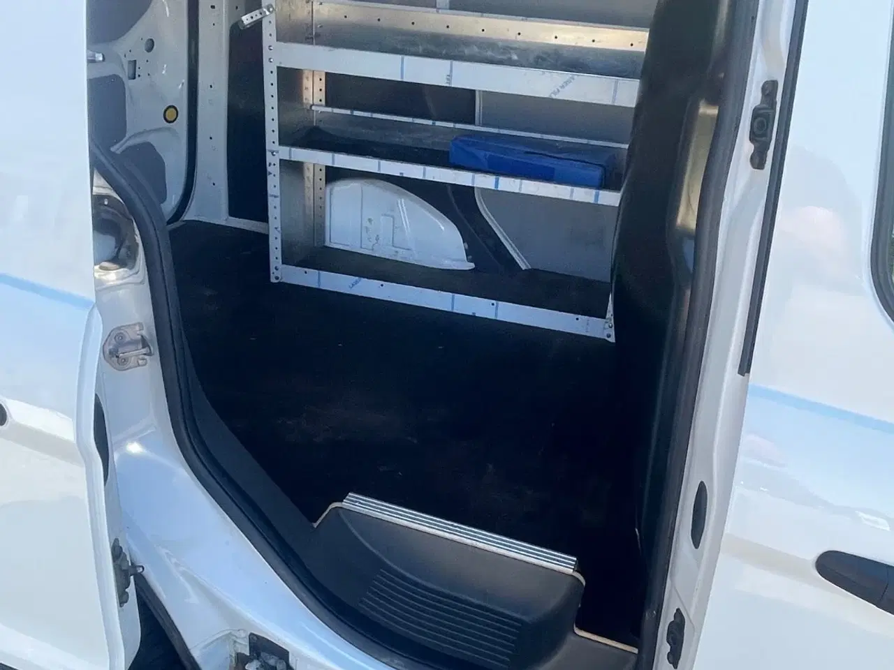 Billede 8 - Ford Transit Connect 1,5 TDCi 100 Trend kort