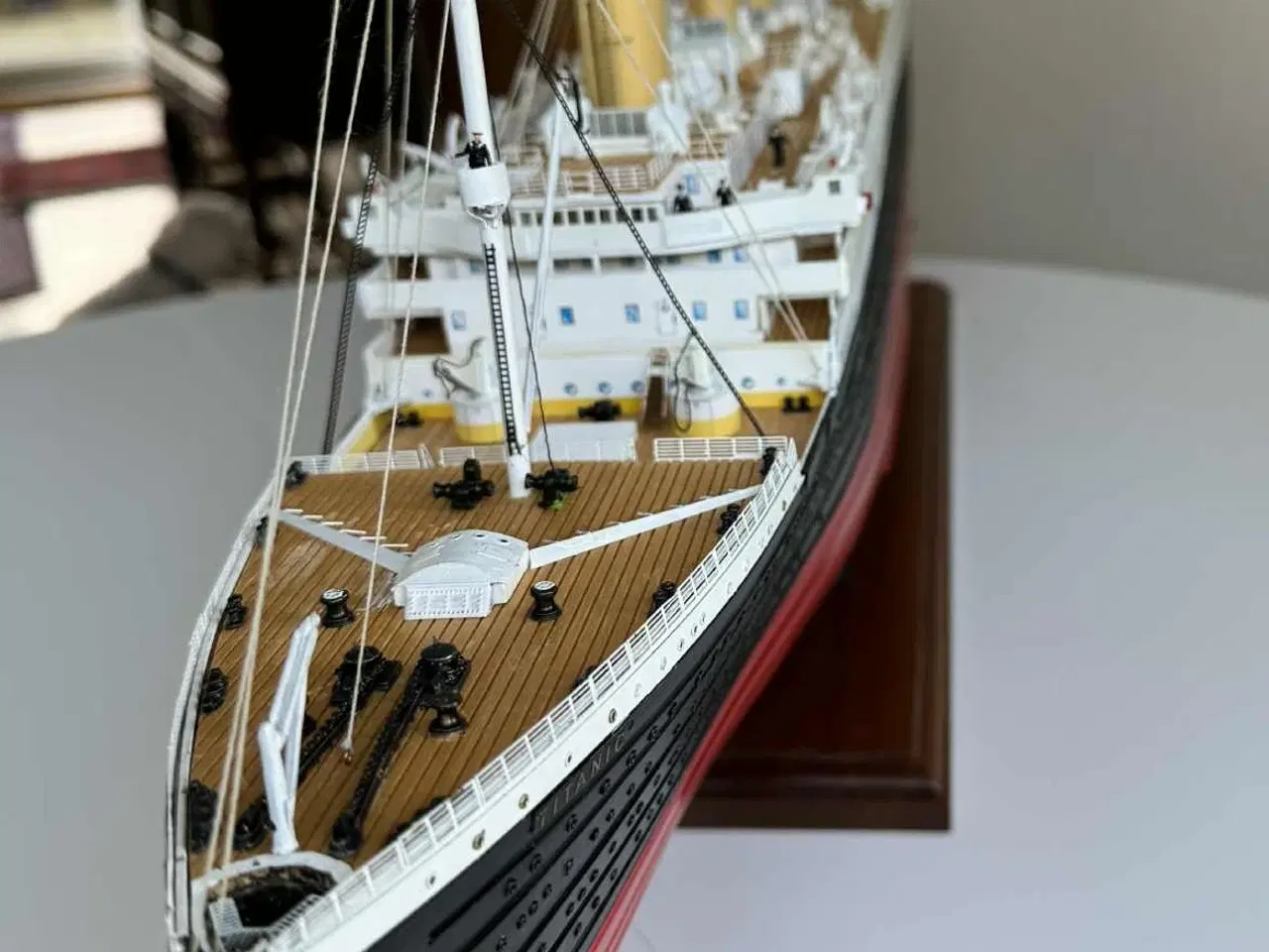 Billede 2 - Modelskib af Titanic