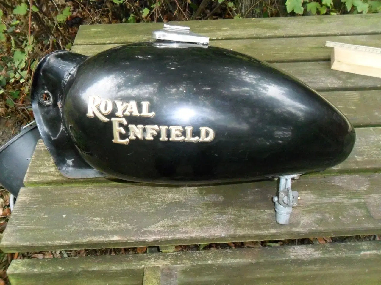 Billede 1 - Royal Enfield benzintank