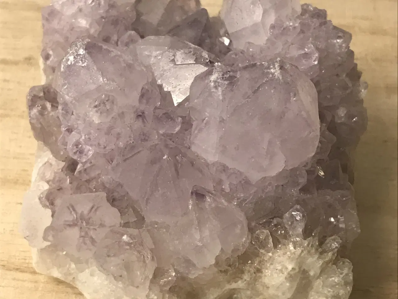 Billede 1 - Lyslilla spirit quartz klynge