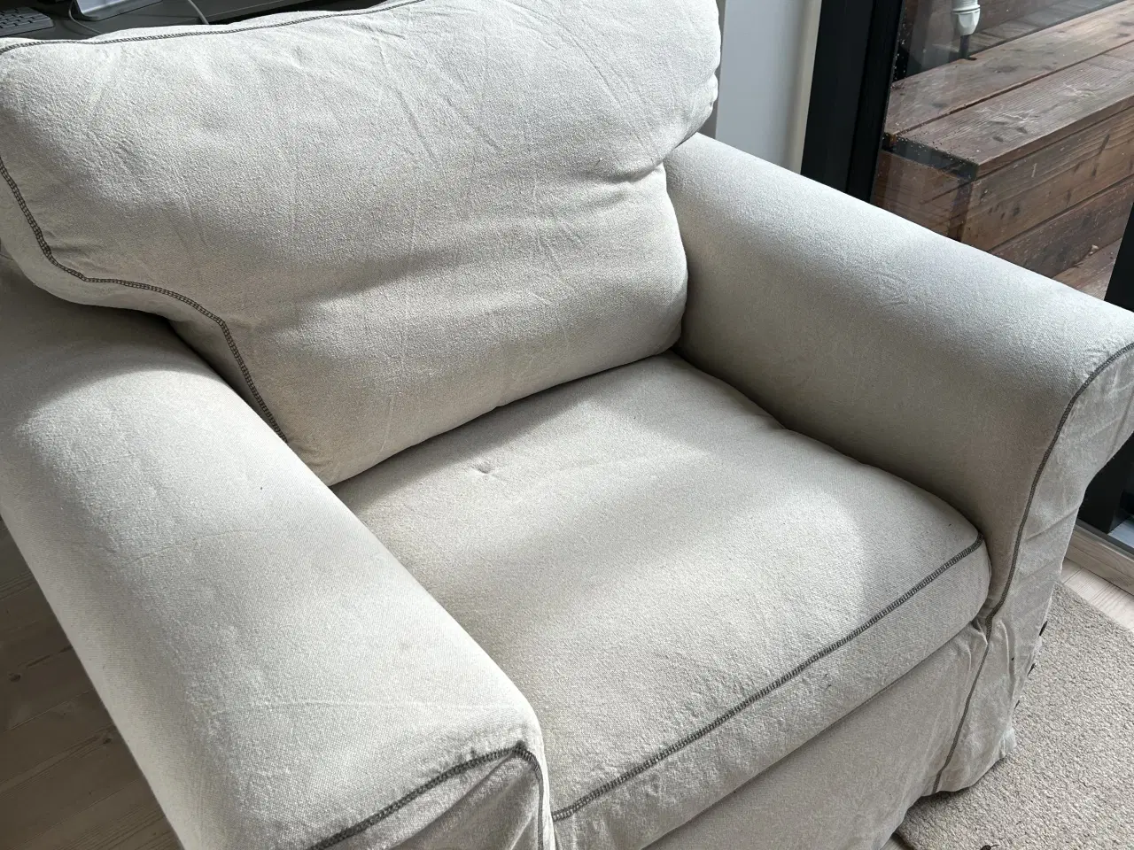 Billede 1 - Sandfarvet lænestol