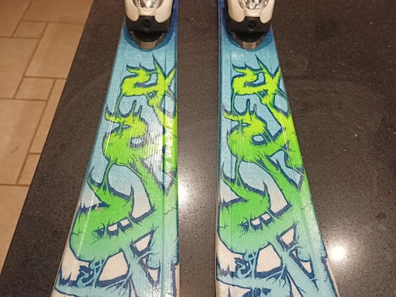 Billede 1 - Børne All-mountain ski, K2, str. 112 cm