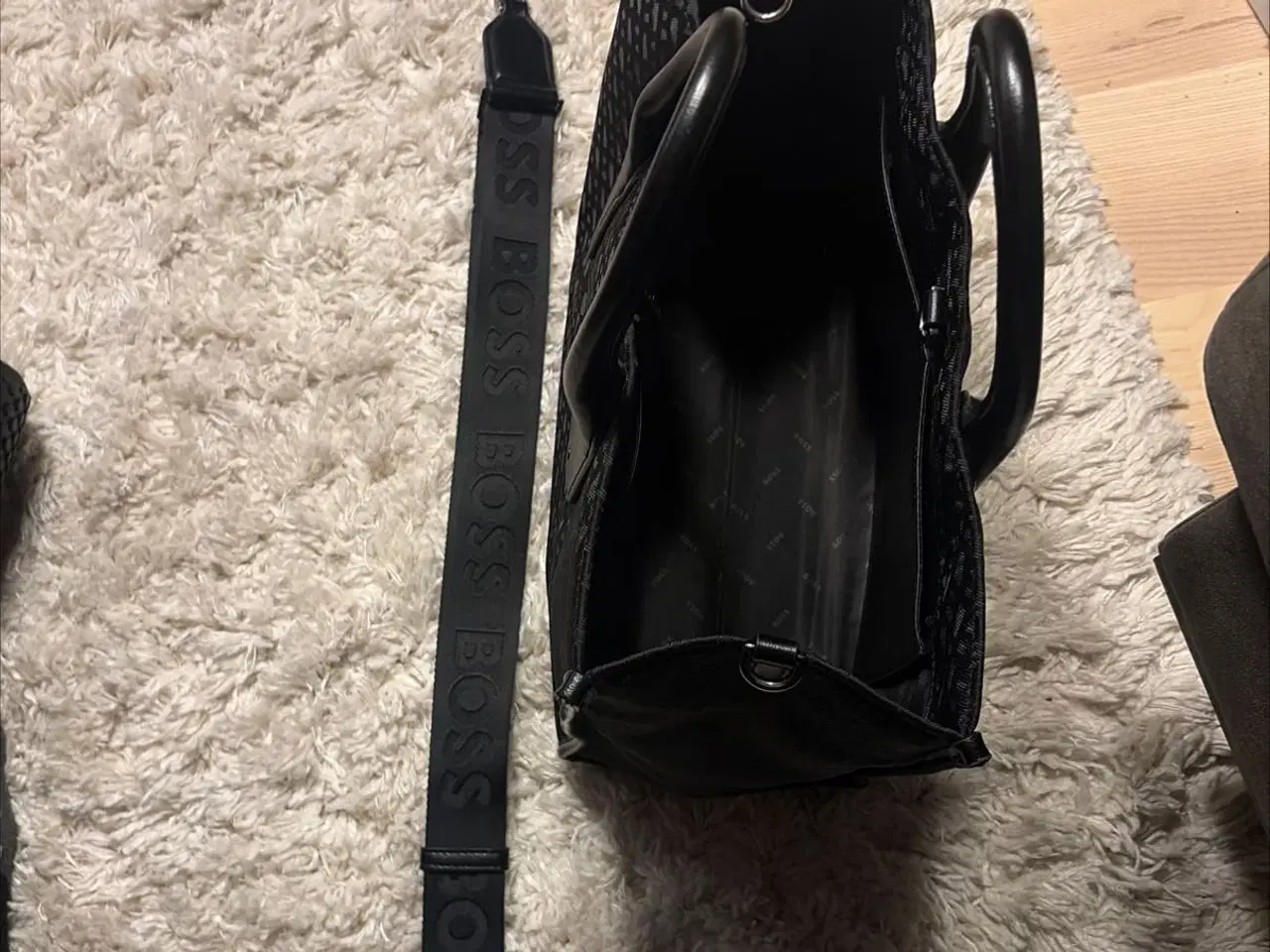 Billede 1 - Hugo boss håndtaske