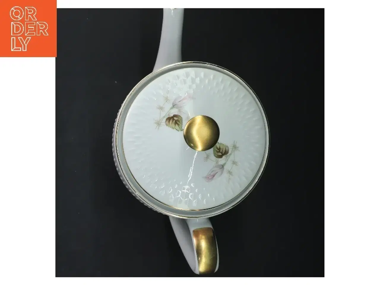 Billede 2 - Porcelæn kande med rosedekoration fra Bavaria (str. 20 cm)