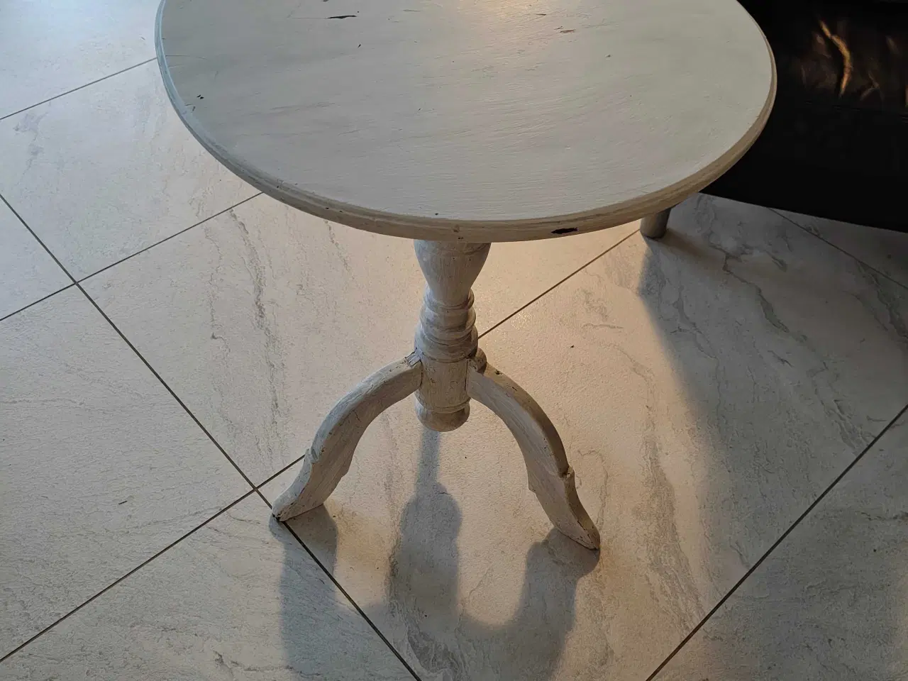 Billede 1 - Hvidt rund bord