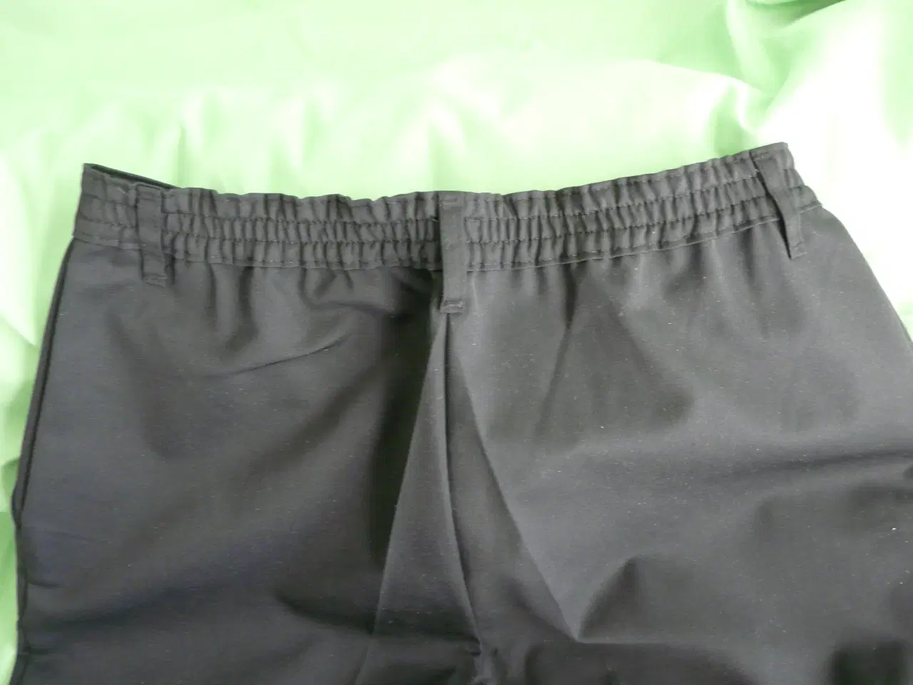 Billede 4 - Nybo workwear sorte bukser i str S eller str M