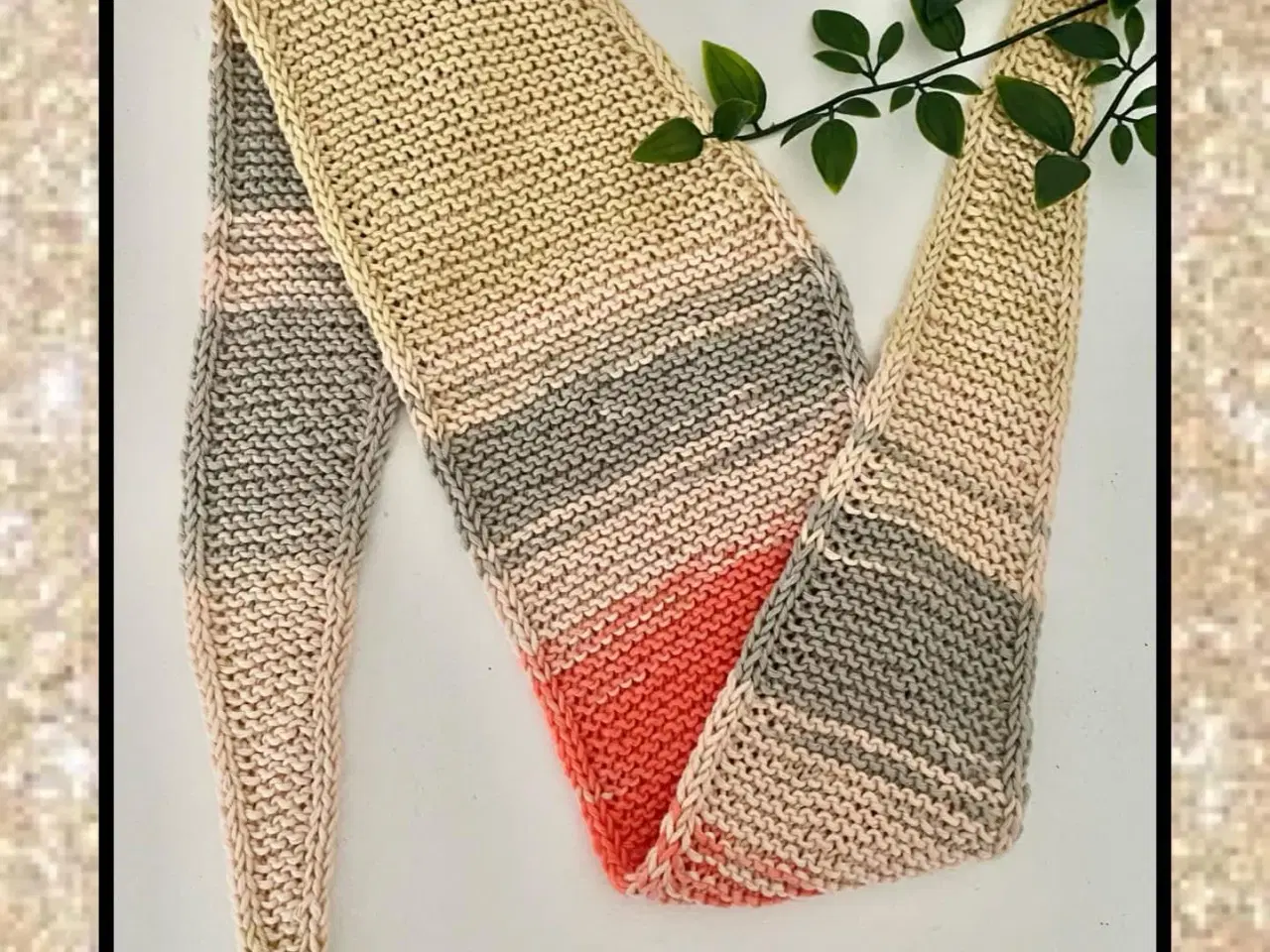 Billede 1 - Hjemmestrikket tørklæde