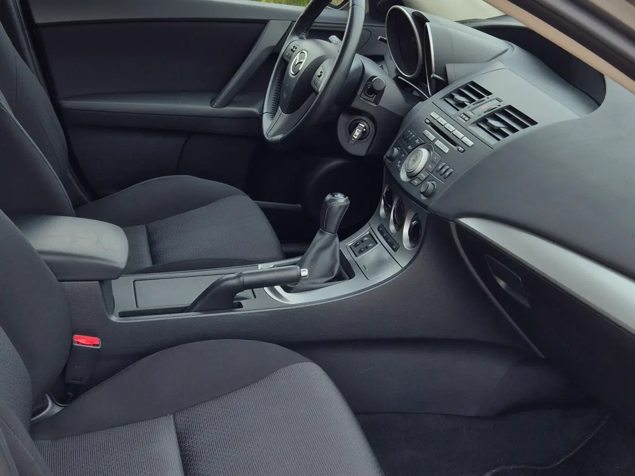 Billede 9 - Mazda 3 benzin, lav km