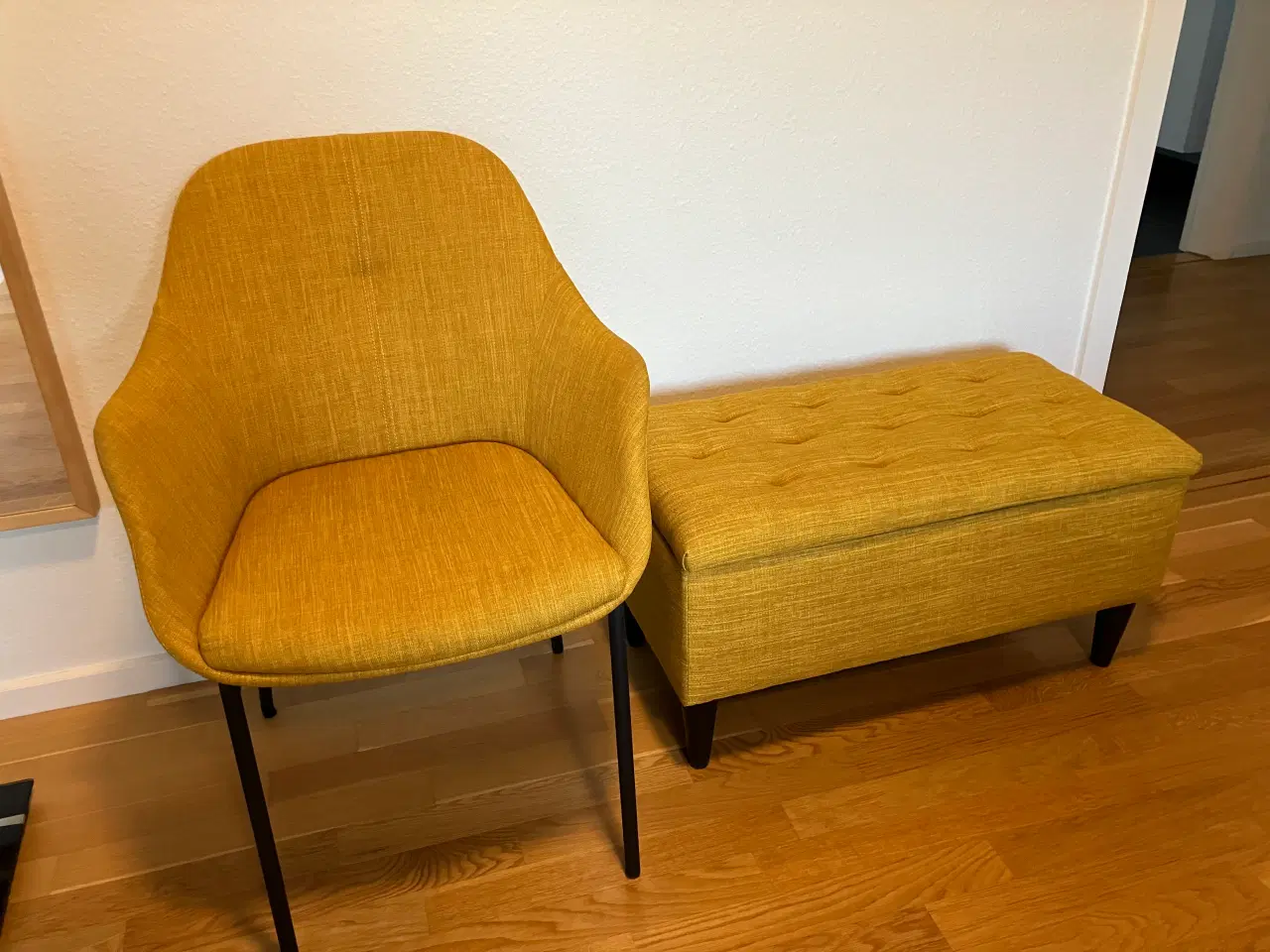 Billede 1 - Stol og puf