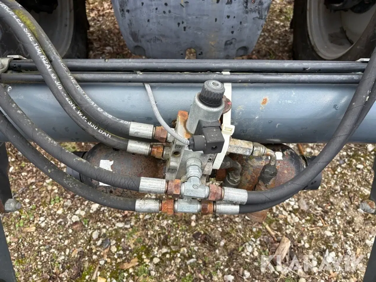 Billede 10 - Traktor Same ST 228 med frontlæsser