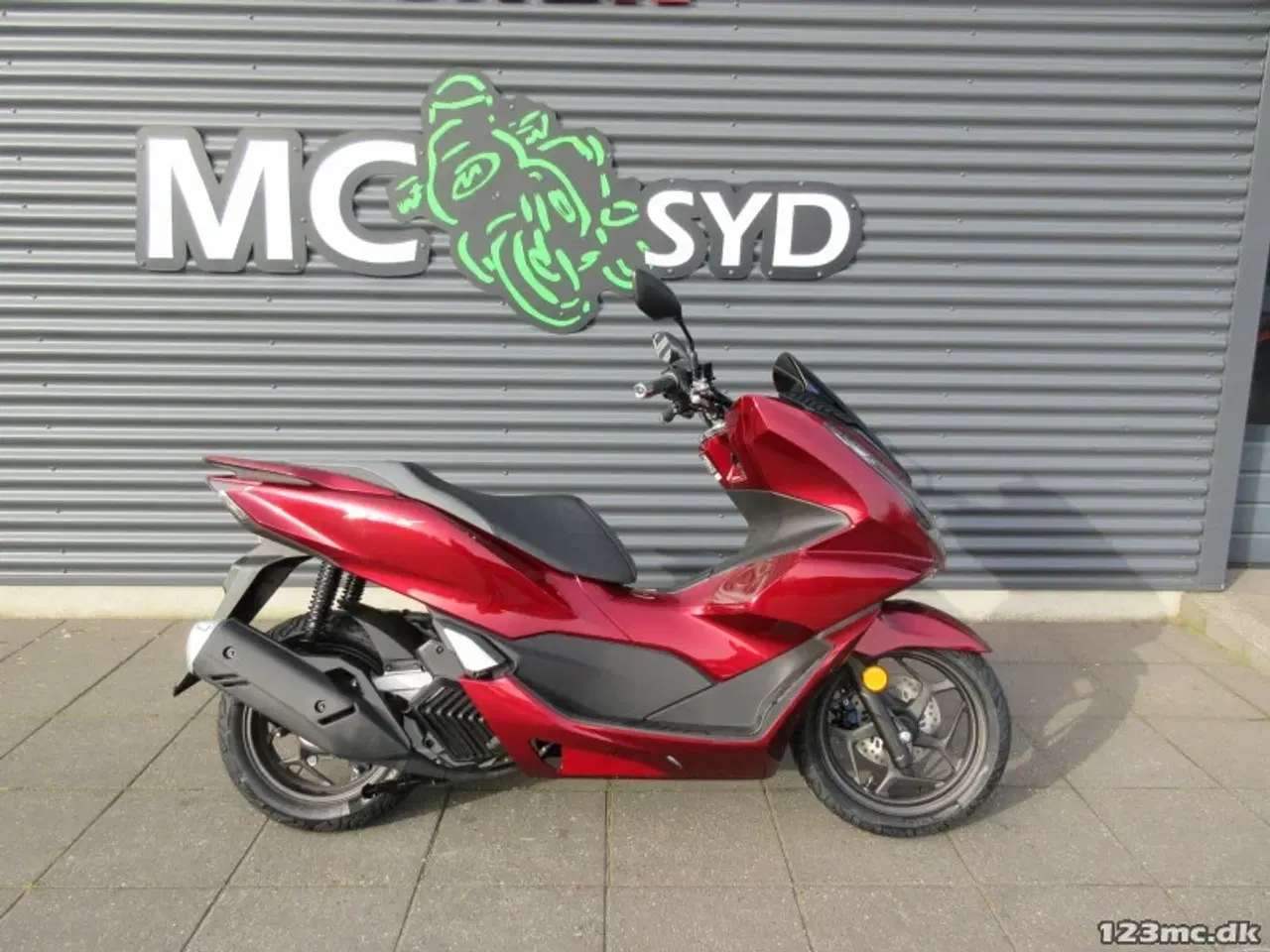 Billede 1 - Honda PCX 125 MC-SYD BYTTER GERNE