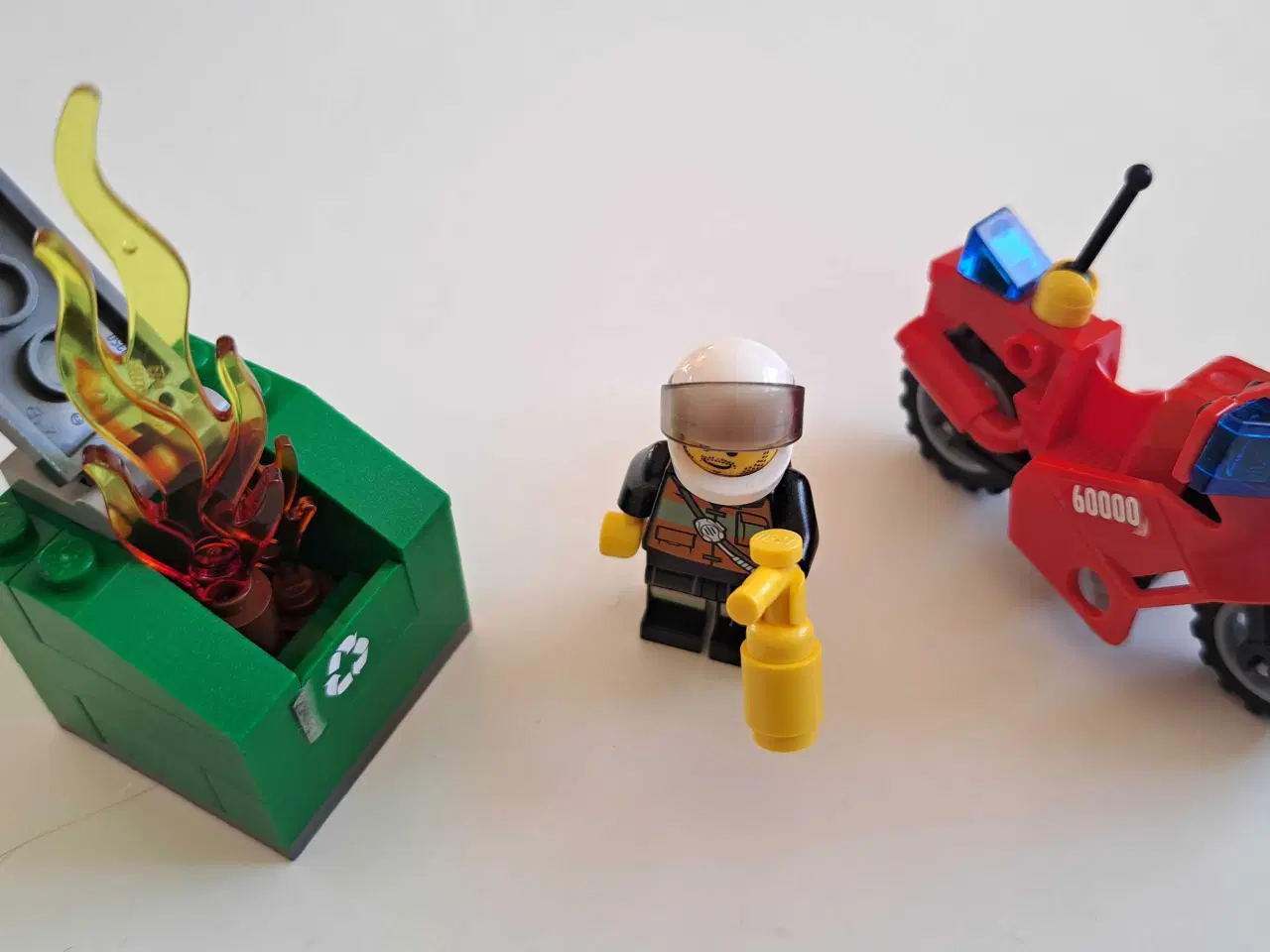 Billede 1 - LEGO City - Fire Motorcycle - 60000