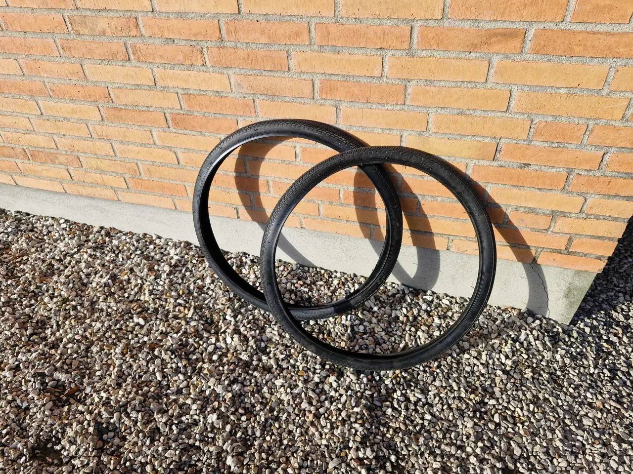 Billede 1 - Nye dæk