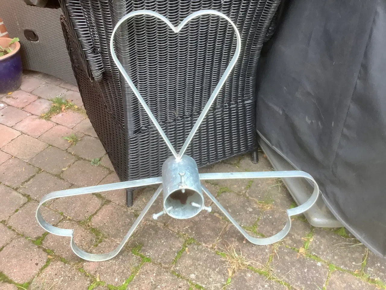 Billede 1 - Juletræsfod til udendørs i rustfri stål.